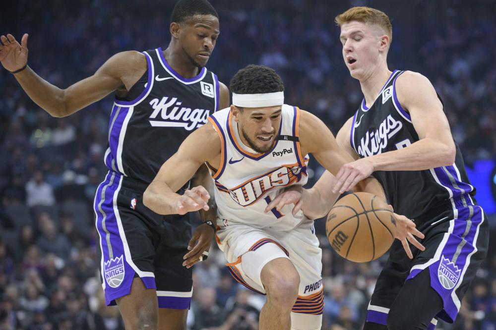 的表现令人 的表现令人