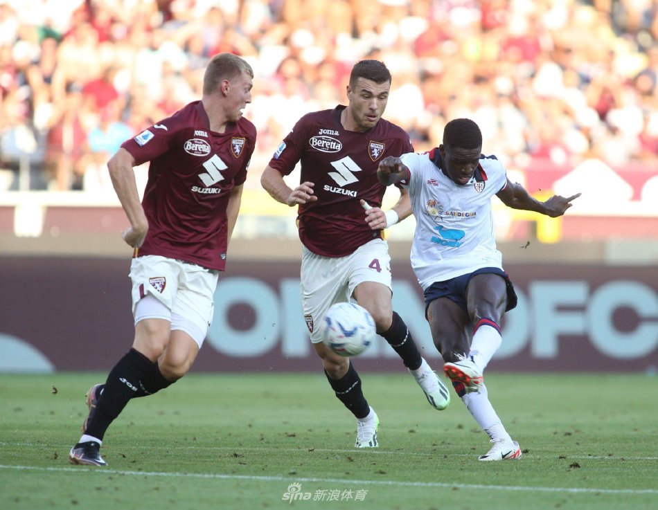 中场领袖人 中场领袖人