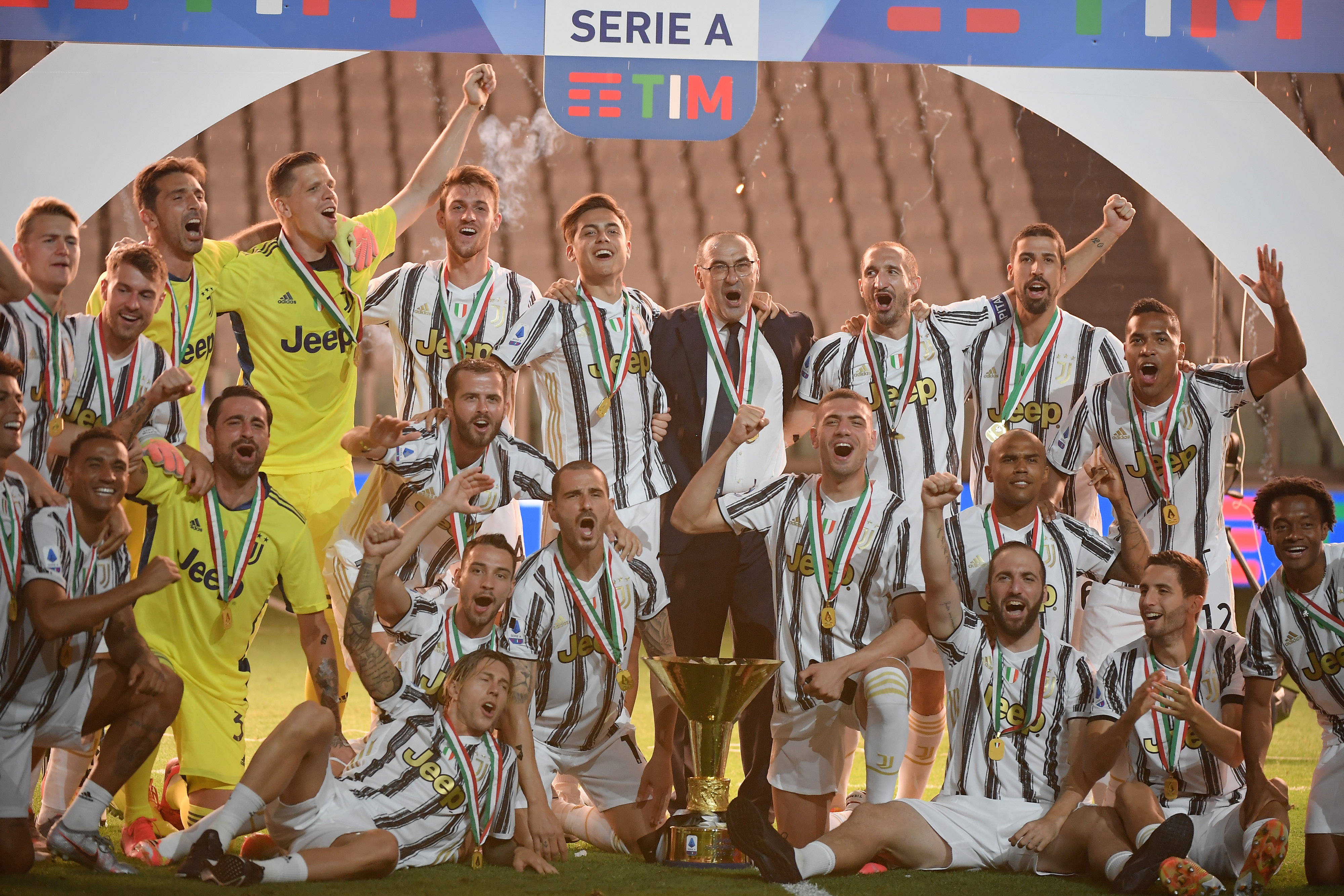 都是家喻户 都是家喻户