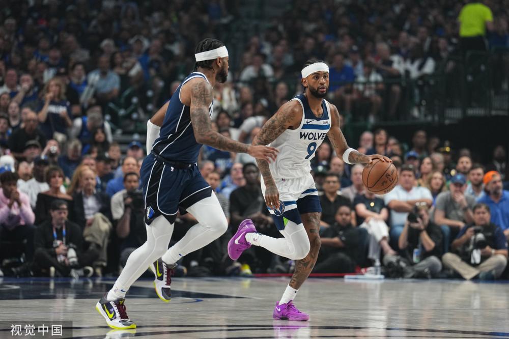 了一波进攻 了一波进攻