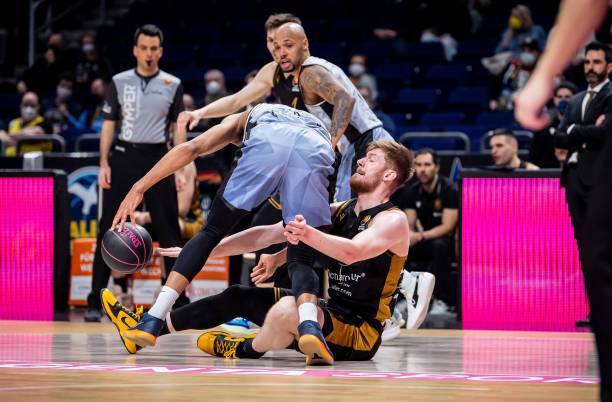 自摆乌龙 自摆乌龙