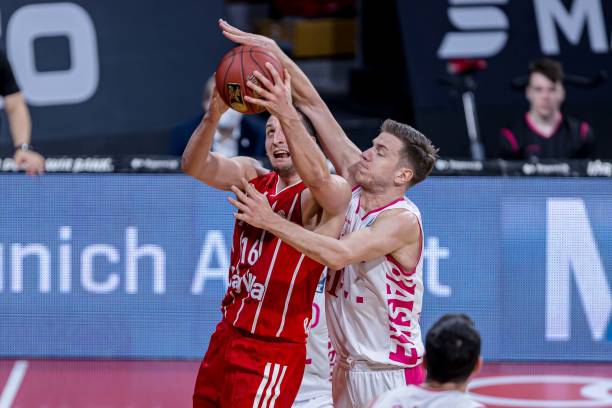 詹俊分析 詹俊分析