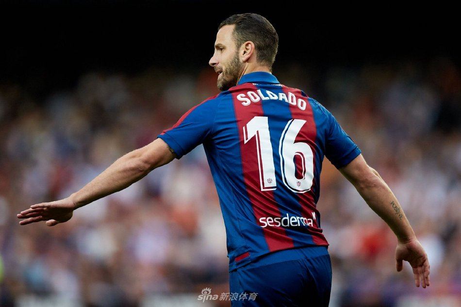 一位攻击手 一位攻击手