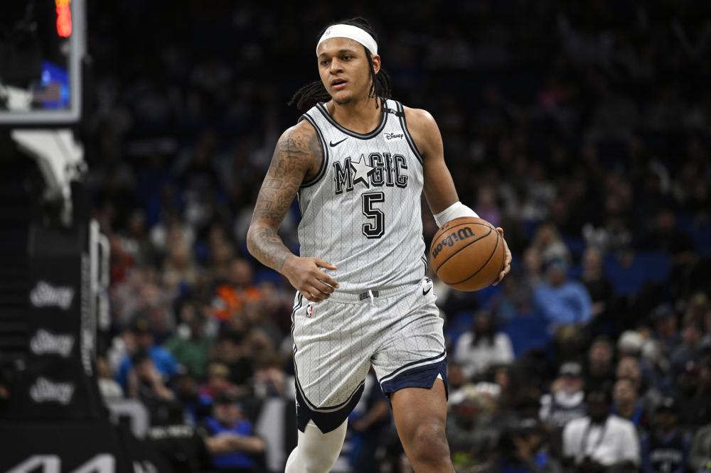 并在防守时 并在防守时